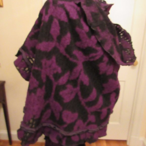Mastro Moda Positano Italy Purple/Black Large Wool Blend Wrap/Coat - Lovely!! - Picture 6 of 10